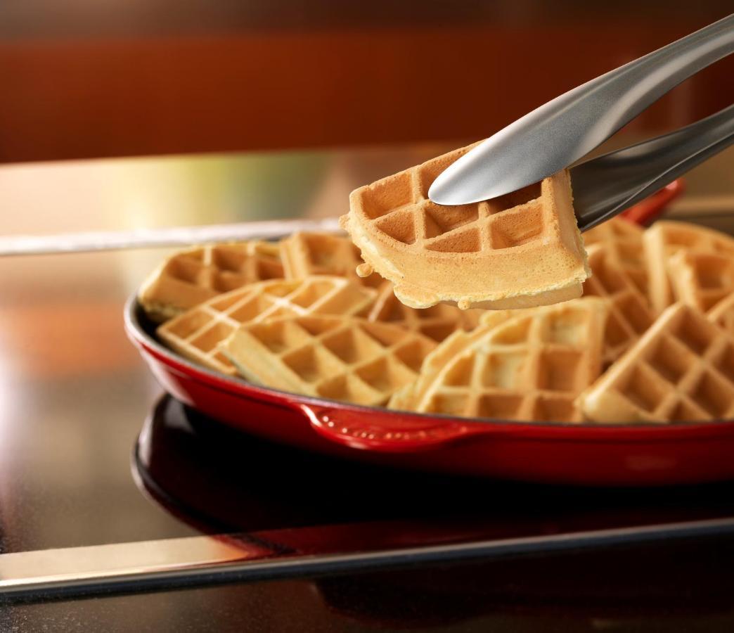Hyatt Place Jaipur Malviya Nagar Екстериор снимка A waffle iron