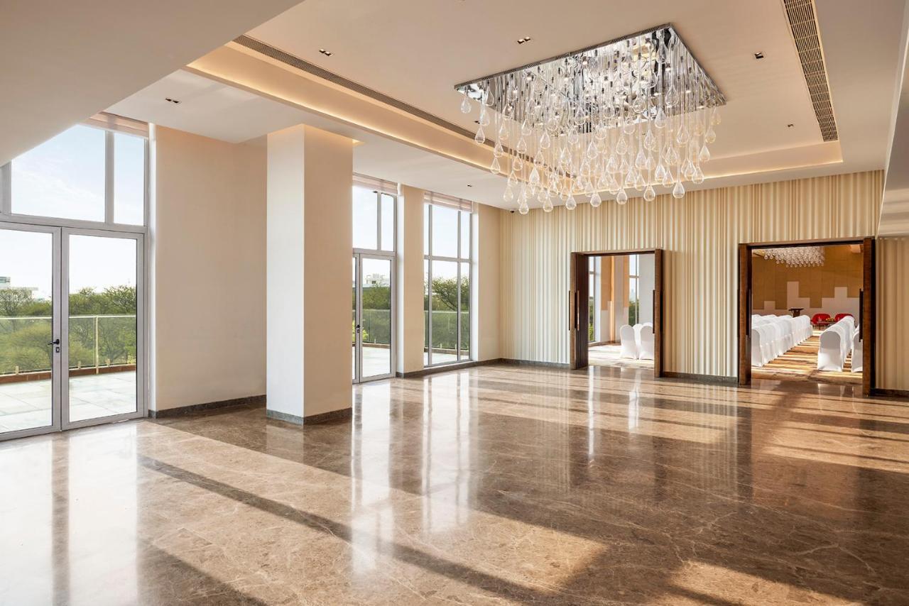 Hyatt Place Jaipur Malviya Nagar Екстериор снимка The interior of the hotel